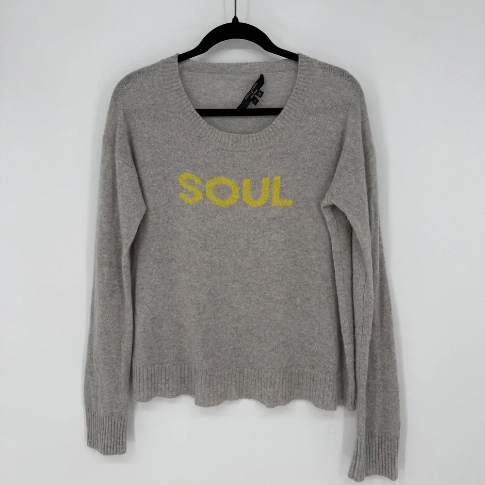 SKULL CASHMERE X SOULCYCLE 'SOUL' CREWNECK‎ CASHMERE SWEATER MEDIUM -- NOTE FLAW